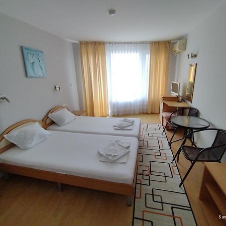 Family Hotel Coral Созополь Екстер'єр фото