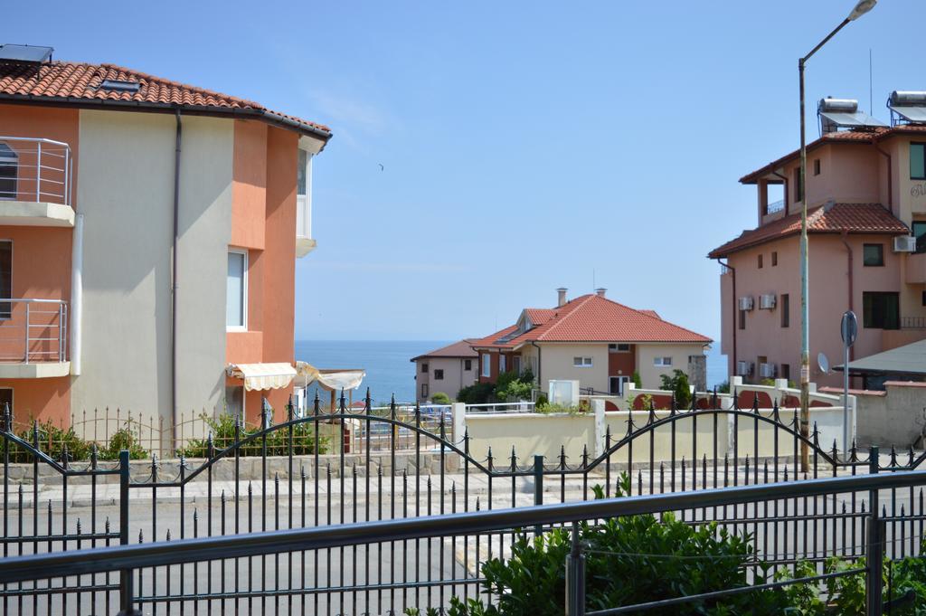 Family Hotel Coral Созополь Екстер'єр фото