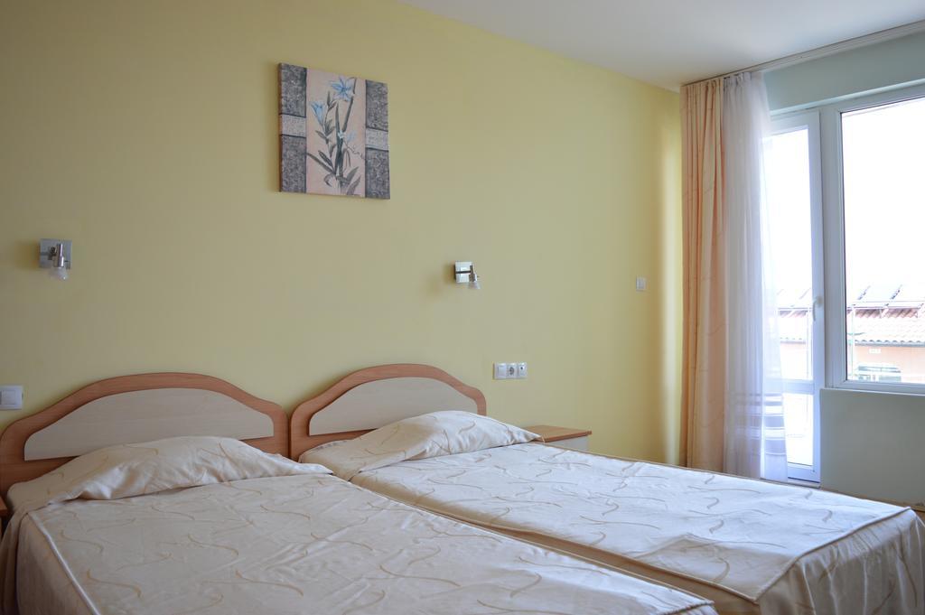 Family Hotel Coral Созополь Номер фото