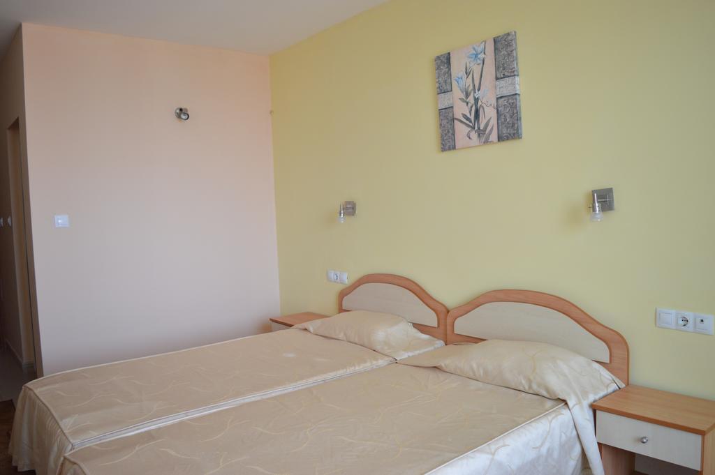 Family Hotel Coral Созополь Номер фото