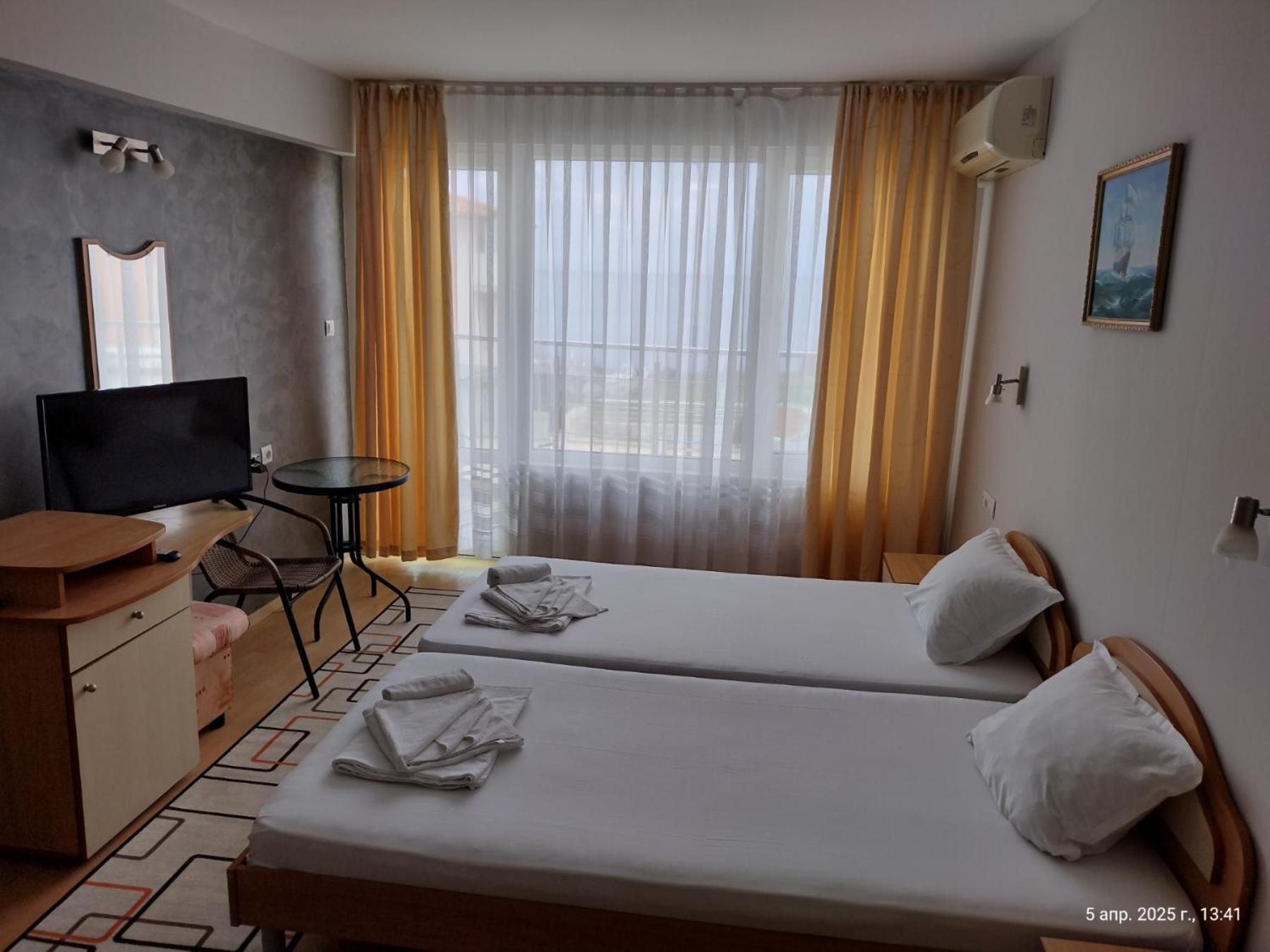 Family Hotel Coral Созополь Екстер'єр фото